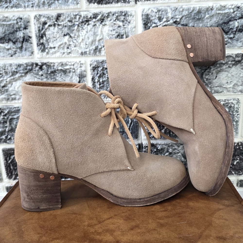 Beek Women's Tan Suede/Leather Ankle Boots Size 5